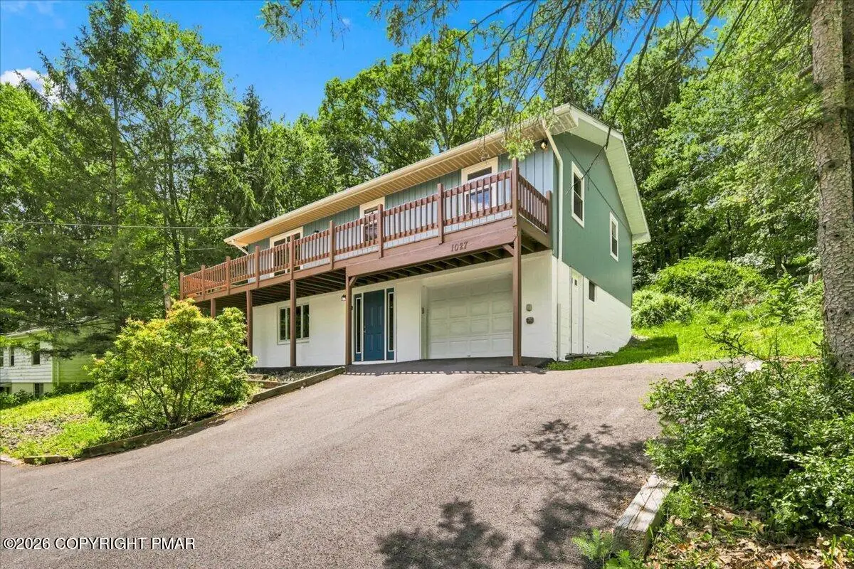1027 Maple Lake Drive, Bushkill, PA 18324 - #1