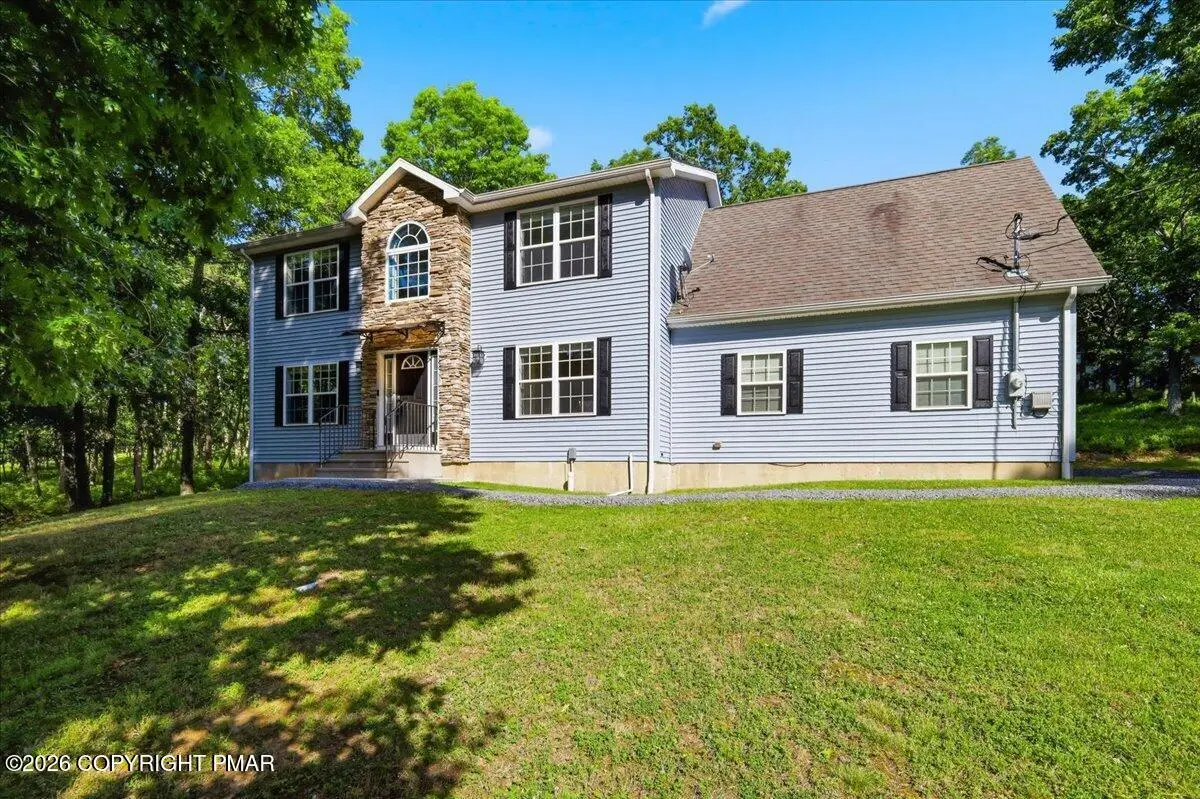 1212 N Whittaker Drive, Bushkill, PA 18324 - #1