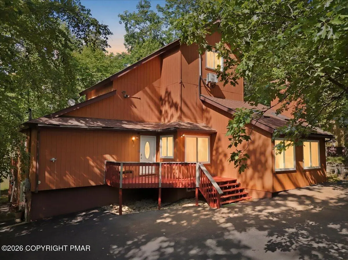 184 Cambridge Court, Bushkill, PA 18324 - #1