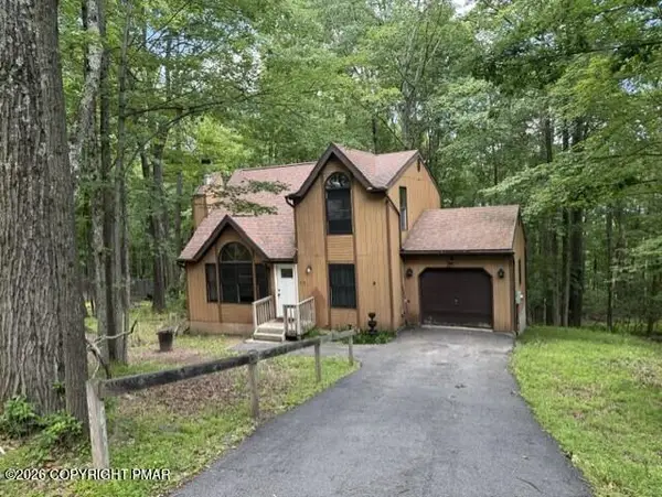 22 Brookeville Terrace, Mount Pocono, PA 18344