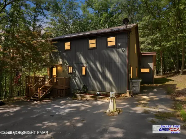 677 Clubhouse Drive, East Stroudsburg, PA 18302
