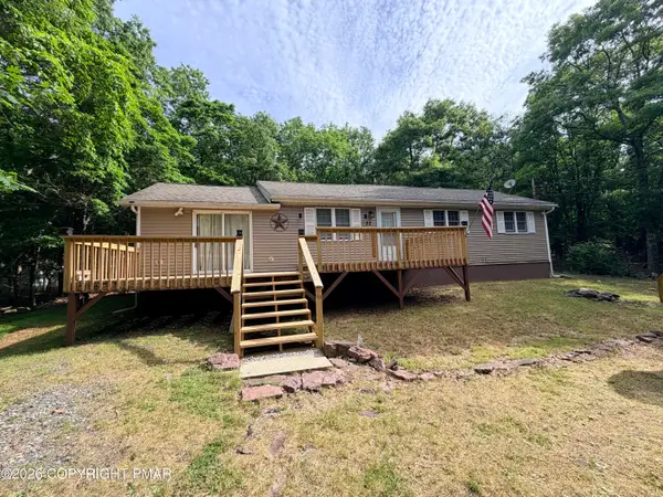 32 Shawnee Trail, Albrightsville, PA 18210