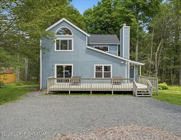9129 Brandywine Drive, Tobyhanna, PA 18466