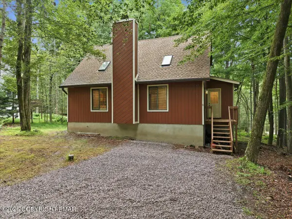 220 Muskwink Drive, Pocono Lake, PA 18347
