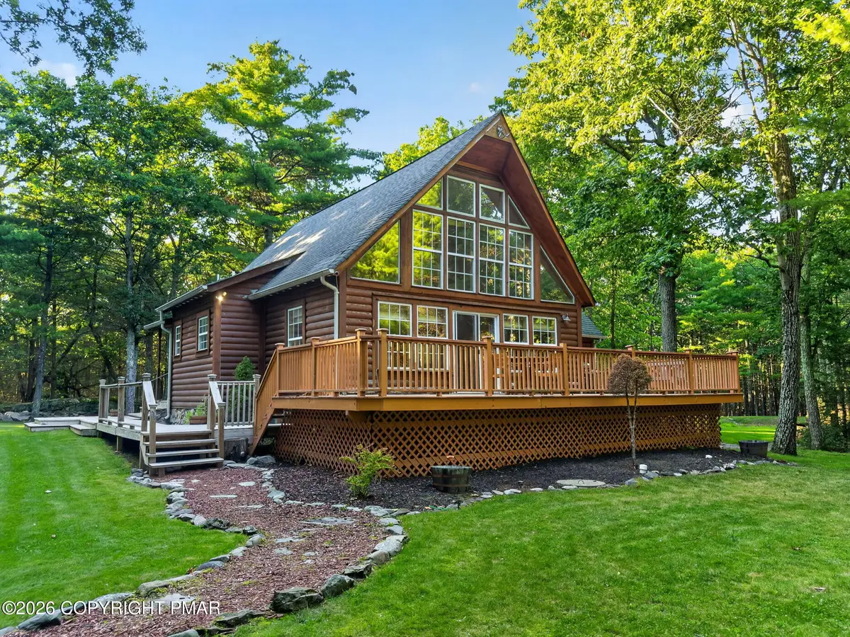 108 Resers Way, Dingmans Ferry, PA 18328 - #1