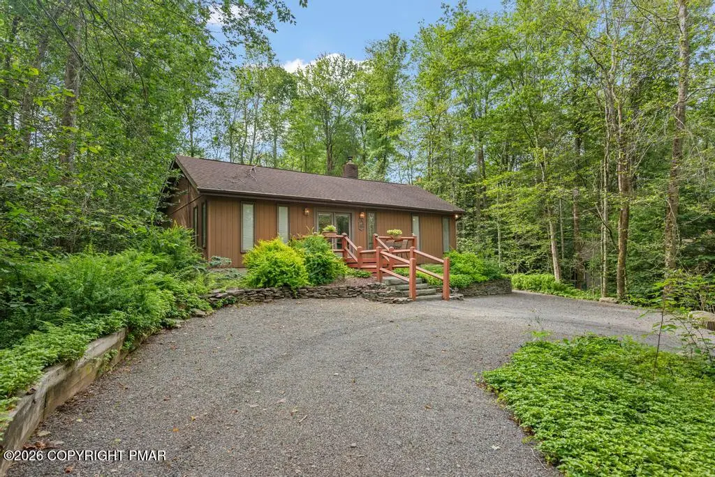 2435 Overlook Lane, Pocono Pines, PA 18350 - #1