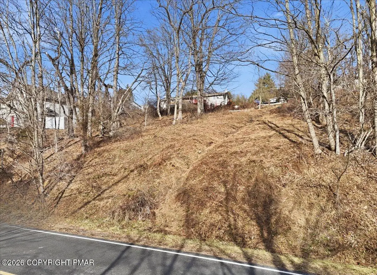 516 Edgemont Road, Stroudsburg, PA 18360 - #1
