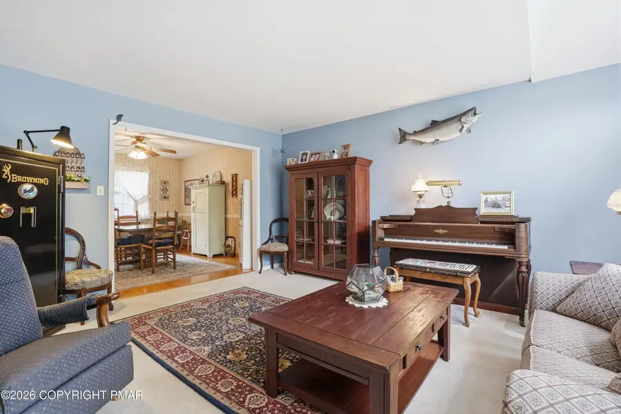 14 Minsi Road, Delaware Water Gap, PA 18327 - #2