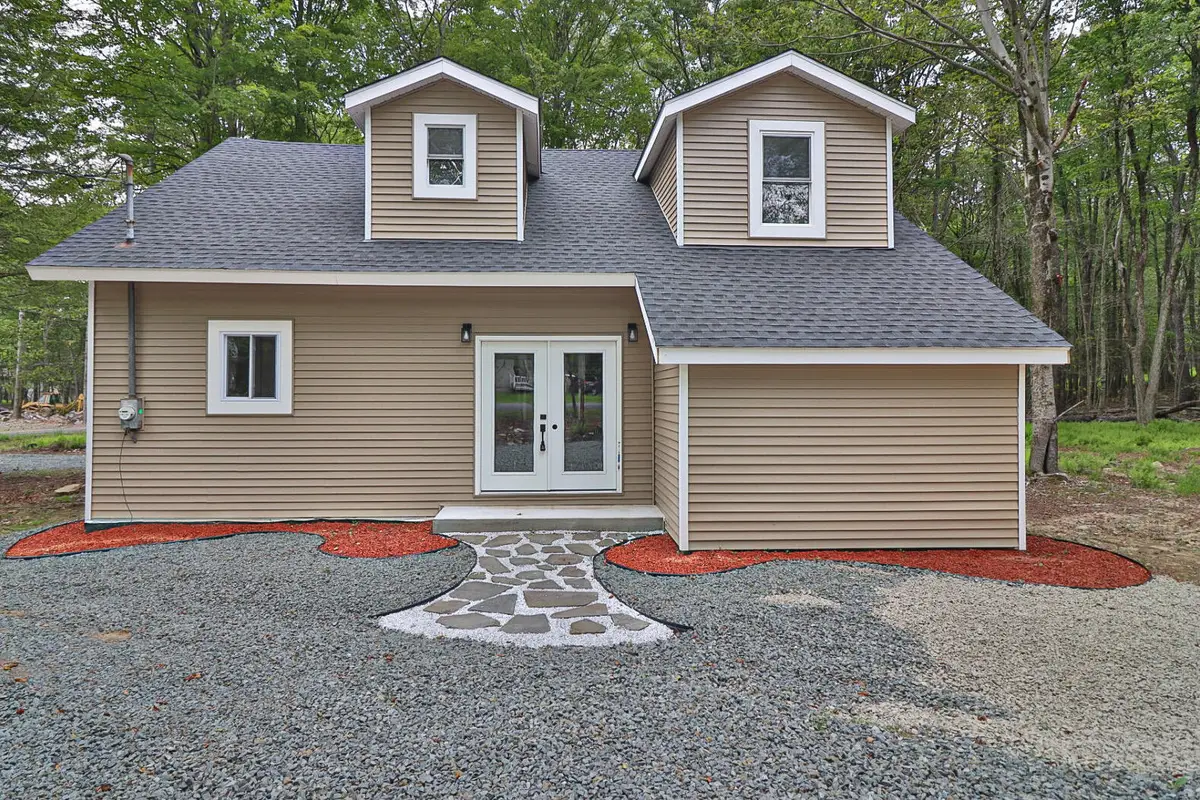 1080 Westside Drive, Newfoundland, PA 18445 - #1