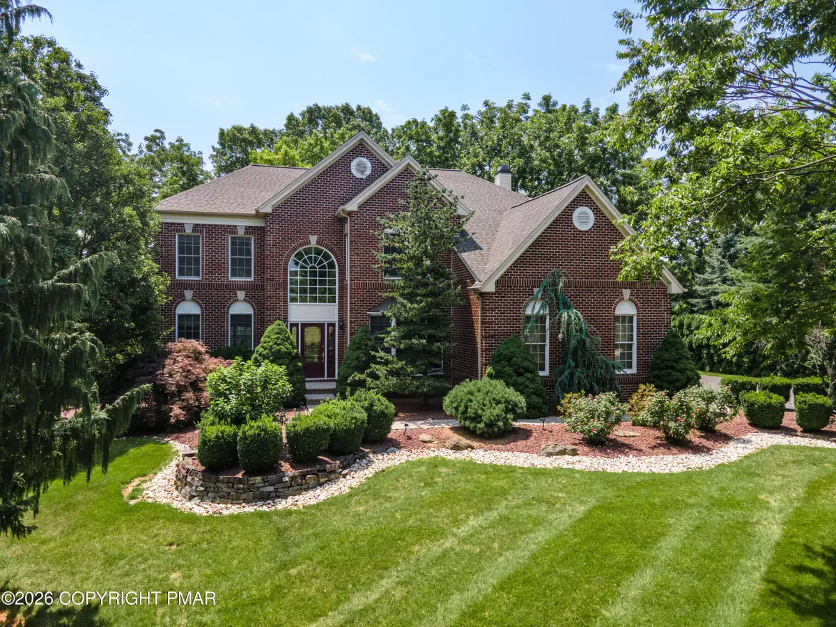 4140 Douglas Drive, Bethlehem, PA 18020 - #1