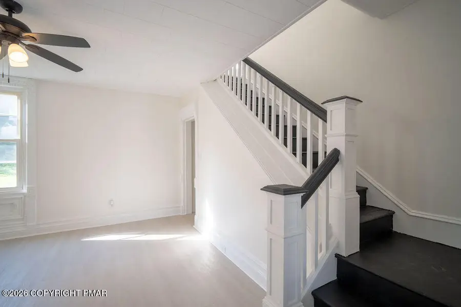 532 South Avenue, Jim Thorpe, PA 18229 - #3
