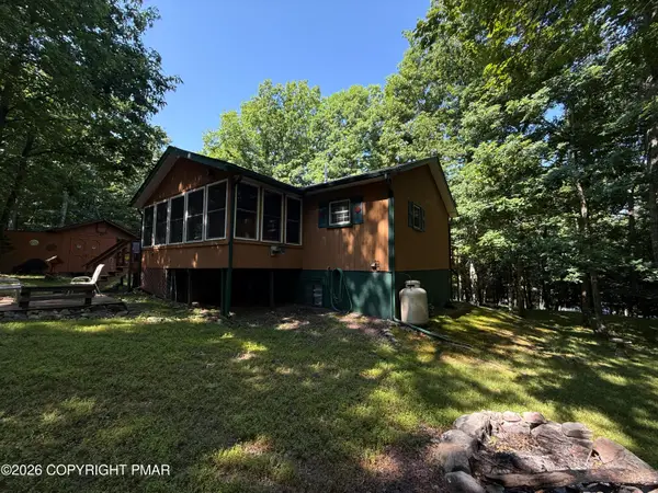 179 Wildwood Drive, Canadensis, PA 18325