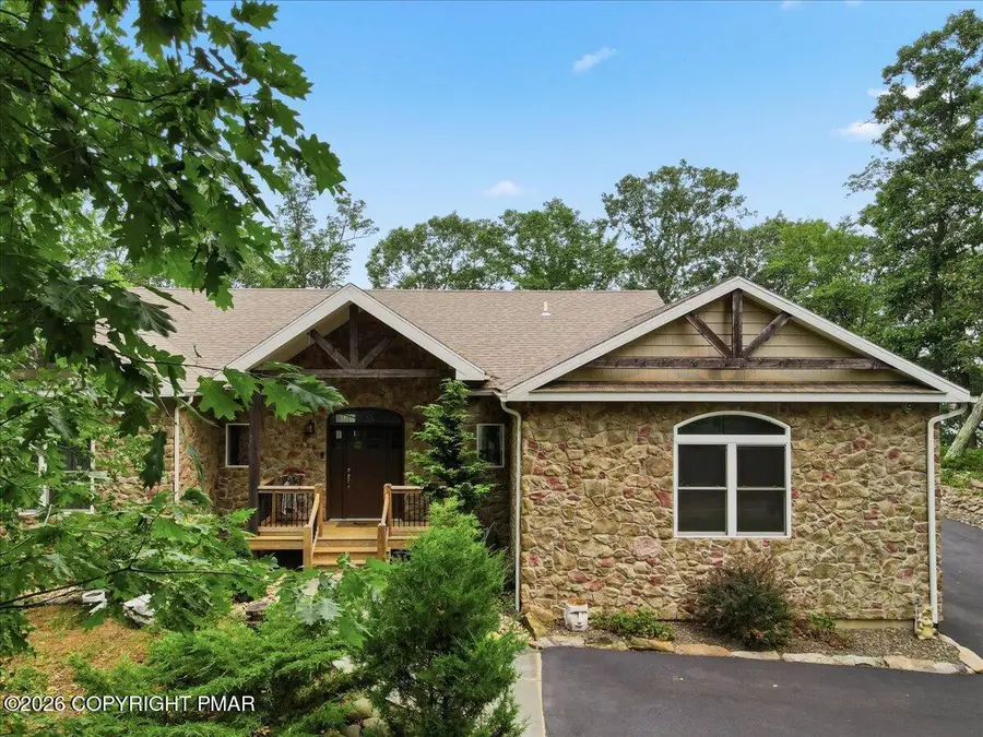 81 Dakota Drive, Hazleton, PA 18202 - #2