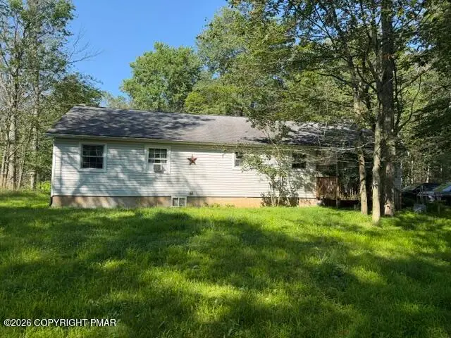 141 High Country Drive, Blakeslee, PA 18610 - #1
