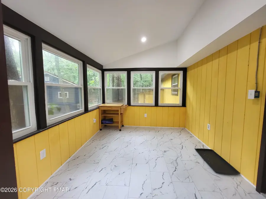 1067 Porter Drive, Bushkill, PA 18324 - #3