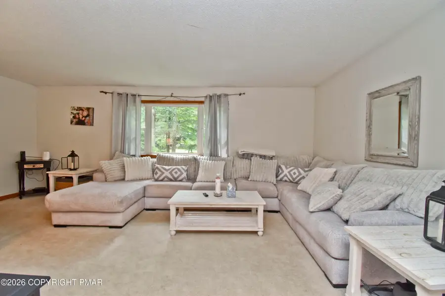1202 Circle Drive N, Stroudsburg, PA 18360 - #2