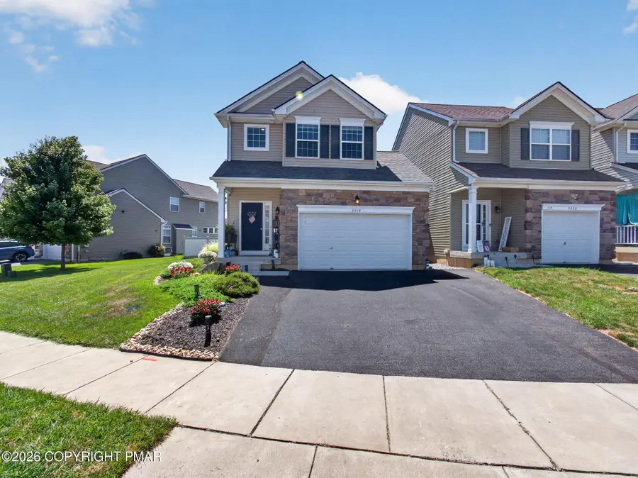 2214 Huntington Lane, Easton, PA 18040 - #2