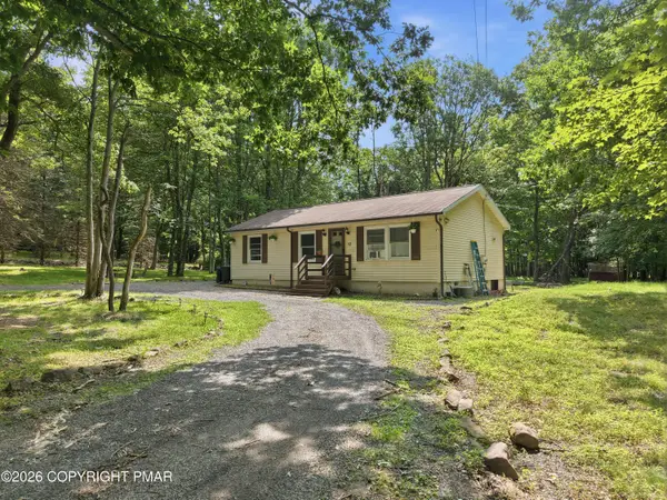 12 Highpoint Drive, Albrightsville, PA 18210