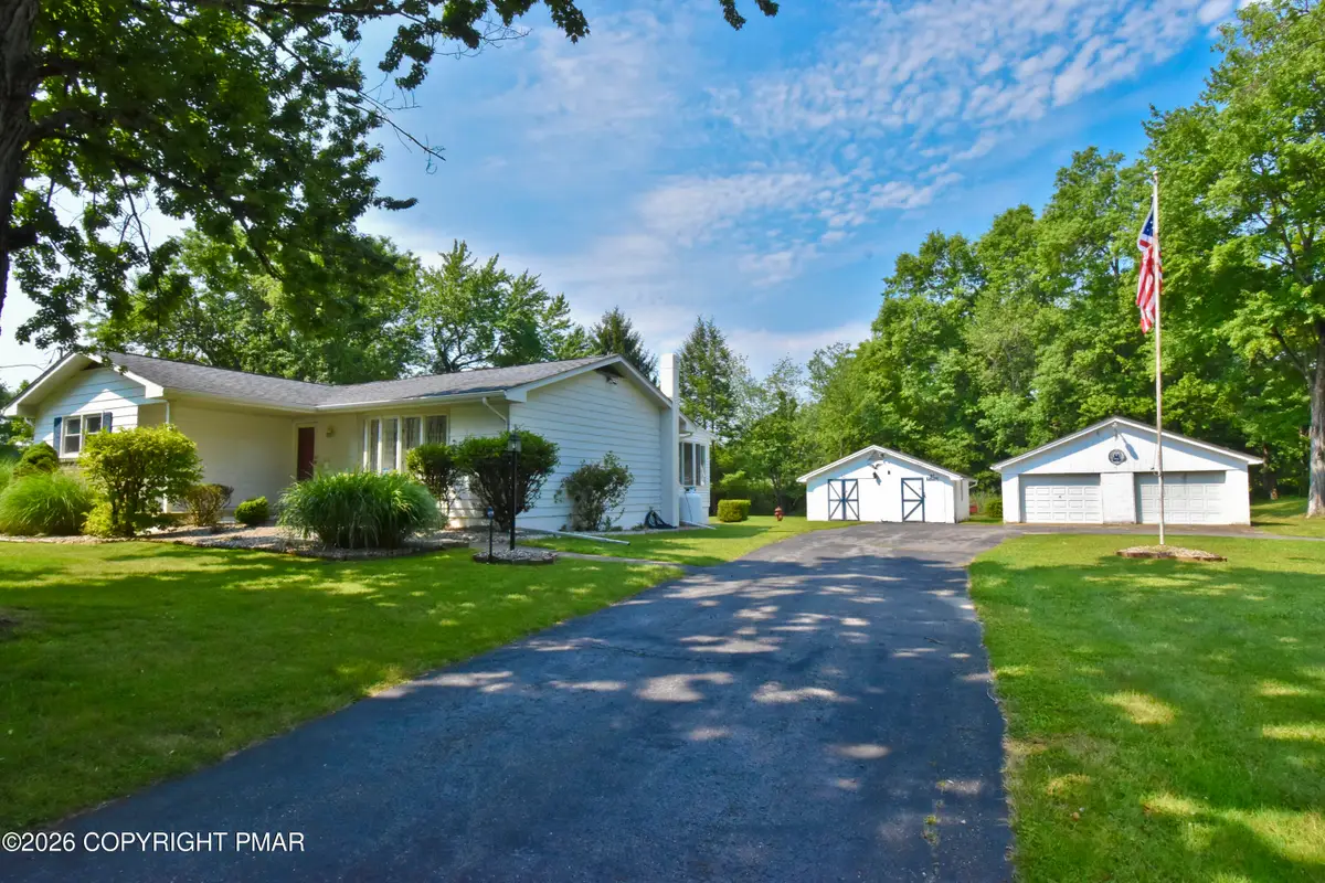3215 Sunrise Drive, Stroudsburg, PA 18360 - #1