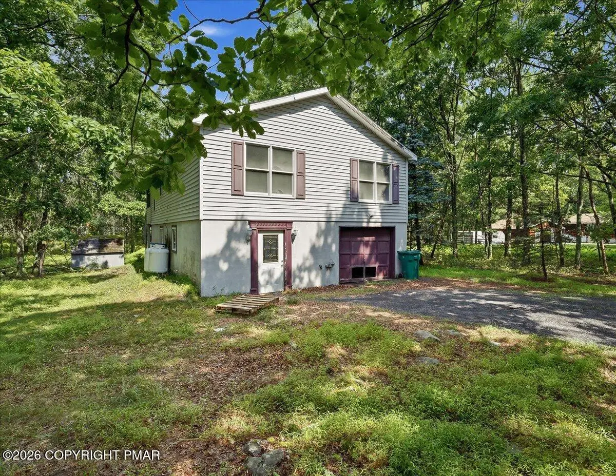 1191 Bluebird Lane, Bushkill, PA 18324 - #1