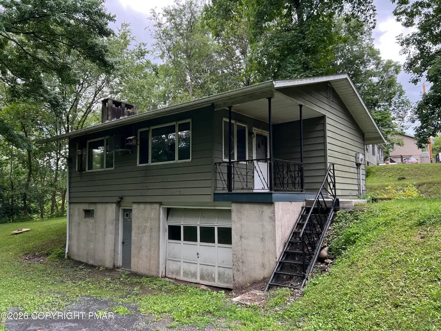 4526 Springdale Lane, Stroudsburg, PA 18360 - #2