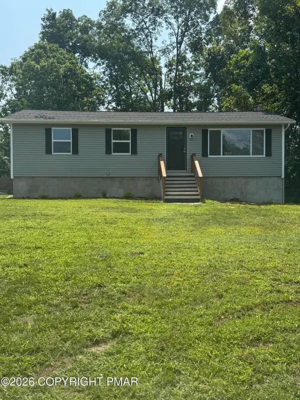 102 Charlotte Way, East Stroudsburg, PA 18302