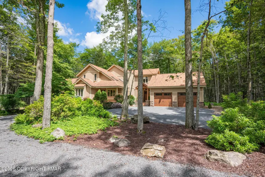 111 Red Fox Crescent, Pocono Pines, PA 18350 - #3