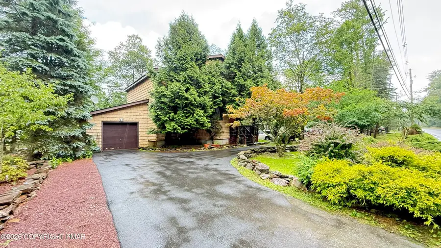 2143 Rosemont Drive, Tobyhanna, PA 18466 - #2
