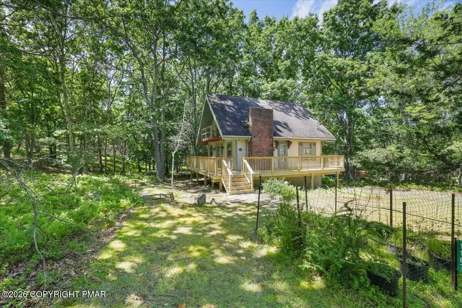 1107 Grouse Court, Bushkill, PA 18324 - #3