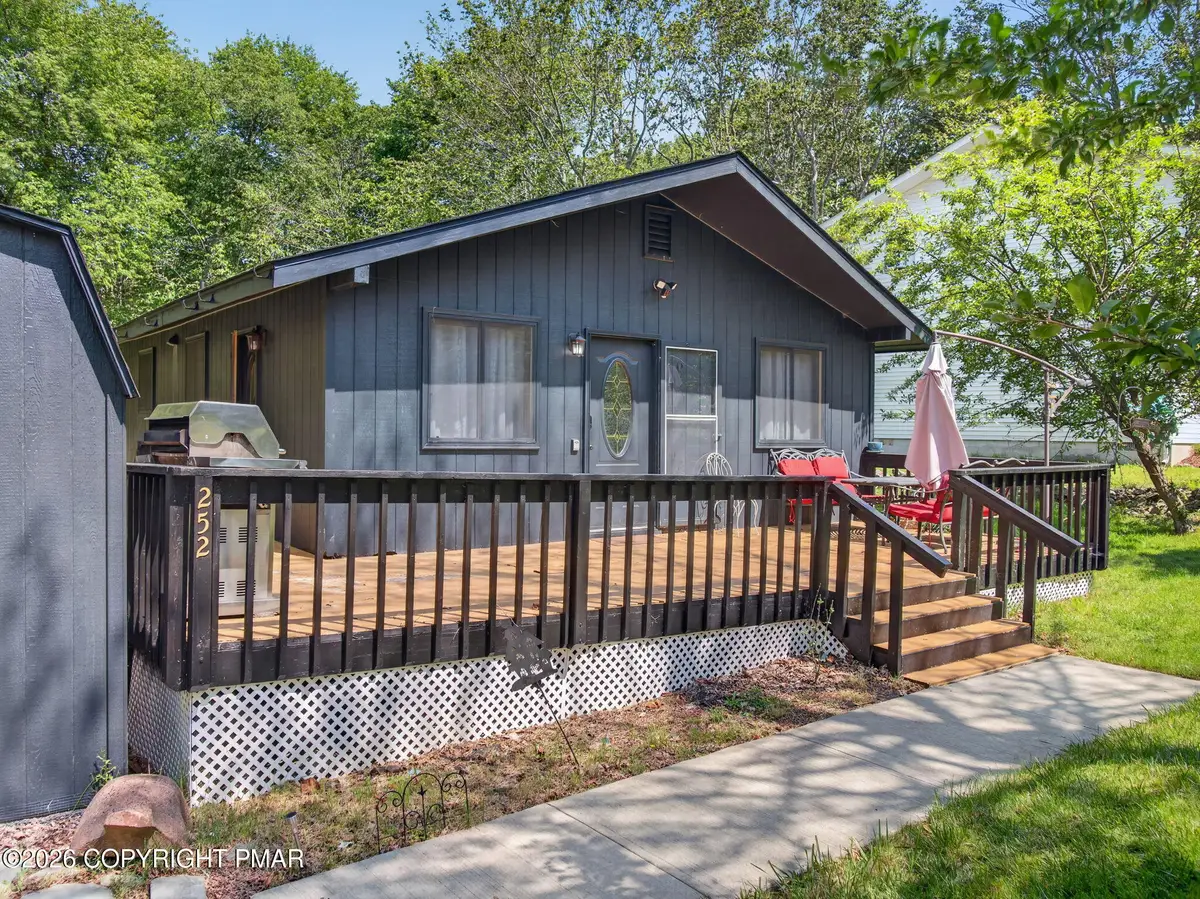5671 Pembrook Drive, Tobyhanna, PA 18466 - #1