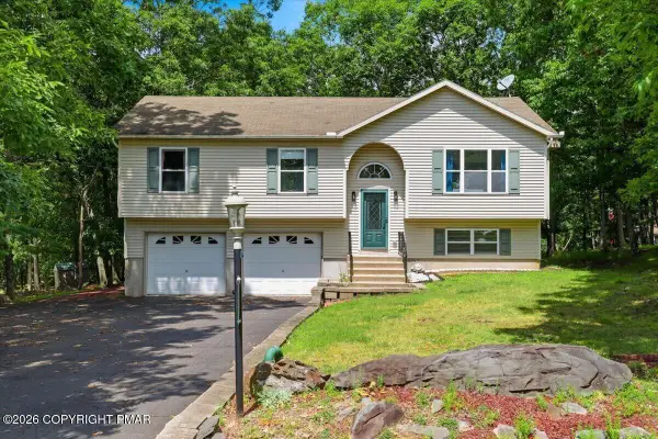160 Summerton Circle, East Stroudsburg, PA 18301