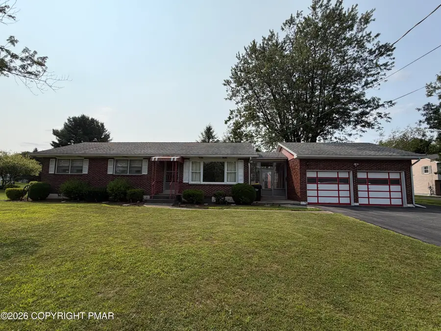 2662 Community Drive, Bath, PA 18014 - #2