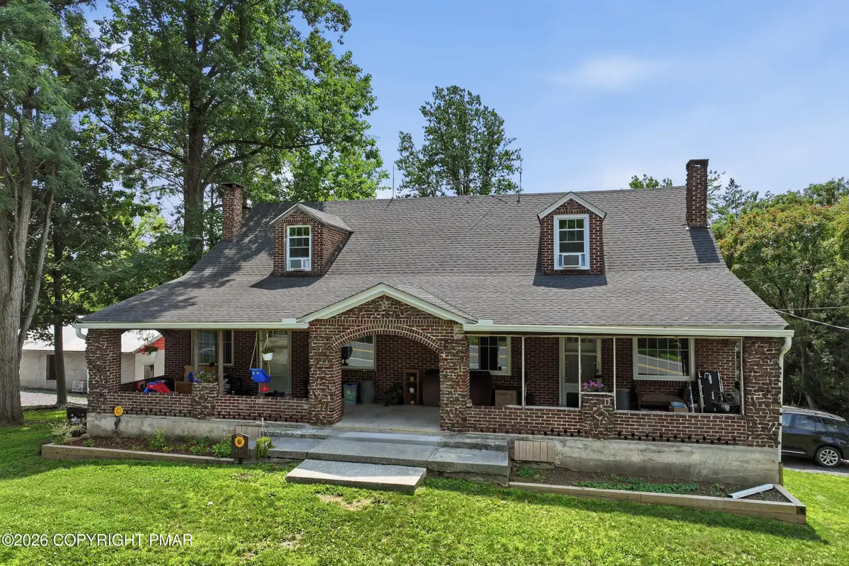 429 Riverview Drive, Walnutport, PA 18088 - #1