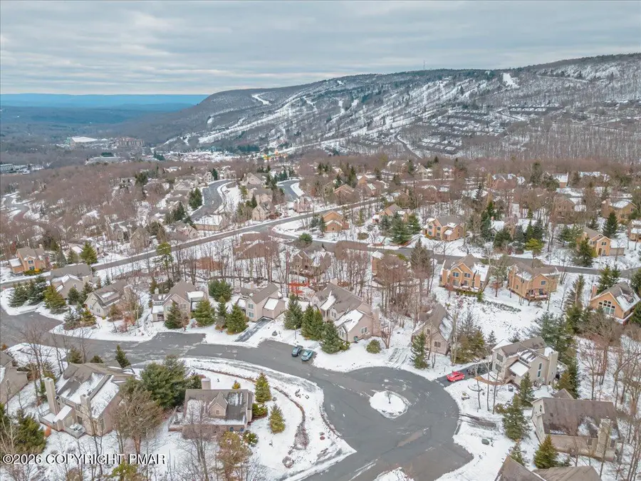 14 Middle Village Way, Tannersville, PA 18372 - #2