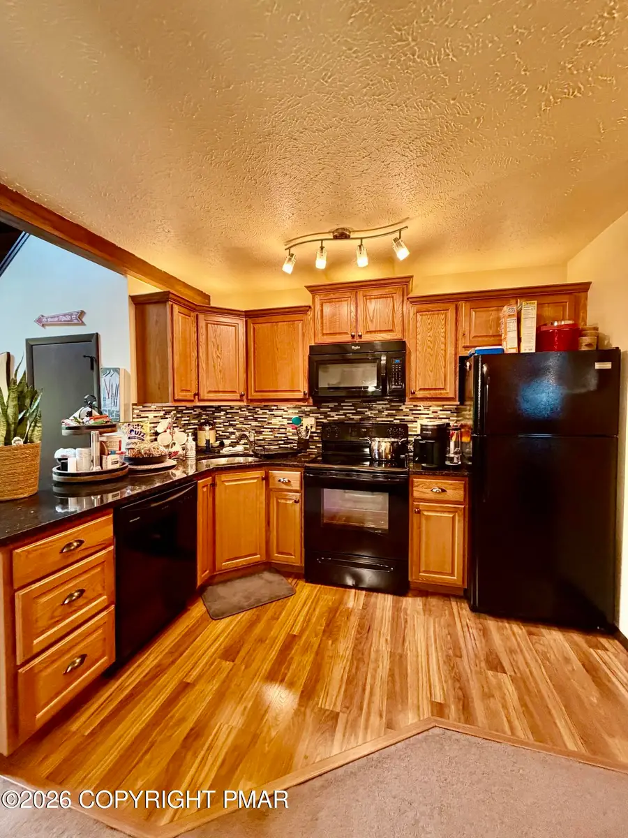16 Ski Side Drive, Tannersville, PA 18372 - #2