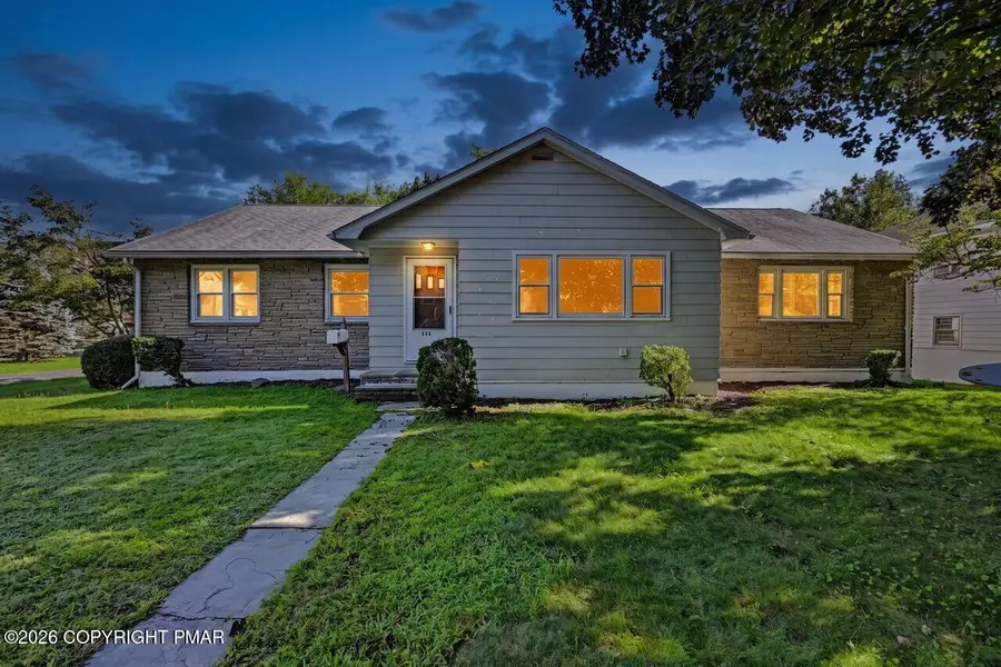 111 Maple Avenue, East Stroudsburg, PA 18301 - #3