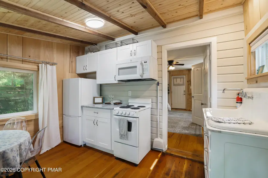 221 John Street, Pocono Pines, PA 18350 - #3