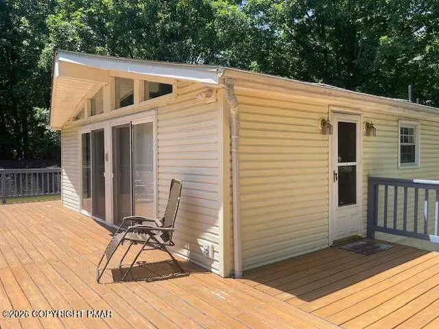 1115 Falls Road, Bushkill, PA 18324 - #3