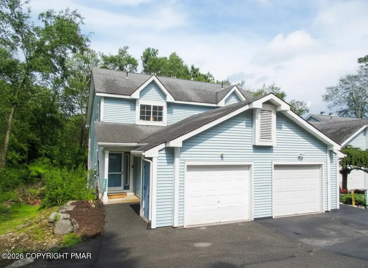 321 Inverness Drive, East Stroudsburg, PA 18302 - #1