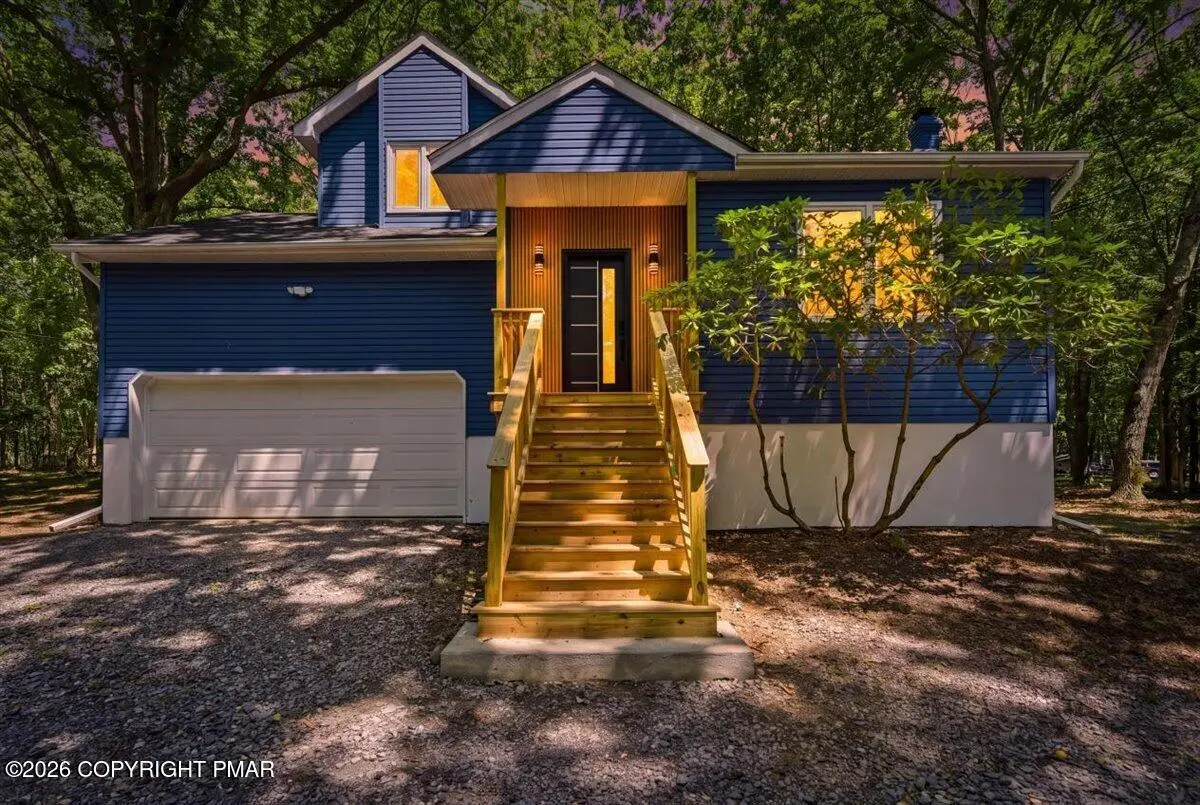 47 Hilltop Circle, East Stroudsburg, PA 18302 - #1