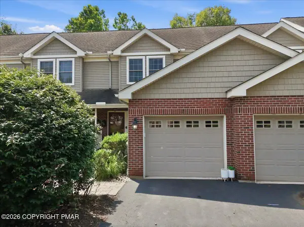 7 Oak Leaf Lane, East Stroudsburg, PA 18301