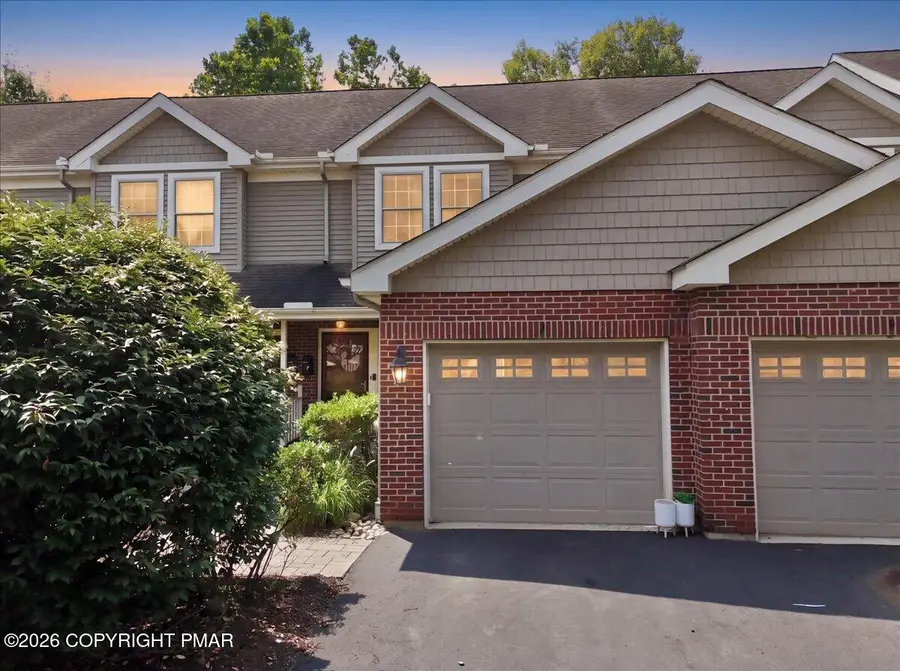 7 Oak Leaf Lane, East Stroudsburg, PA 18301 - #2