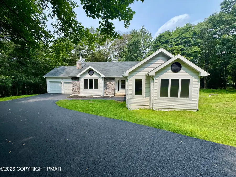 1208 Ironwood Court, Long Pond, PA 18334 - #2