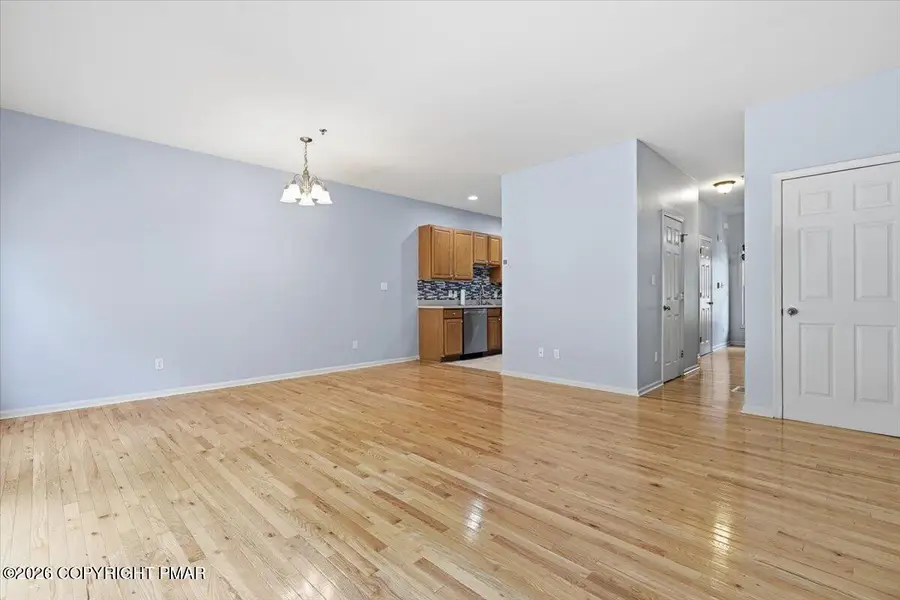 32 Oak Leaf Lane, East Stroudsburg, PA 18301 - #3