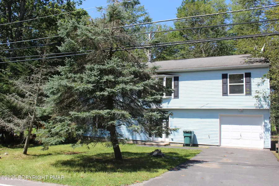 889 Country Place Drive, Tobyhanna, PA 18466 - #2