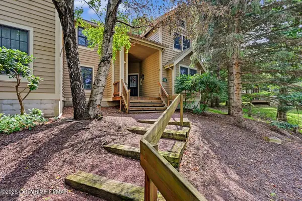 147 Pine Court, Tannersville, PA 18372