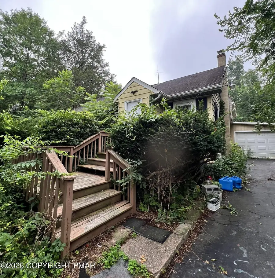 524 Independence Road, East Stroudsburg, PA 18301 - #2