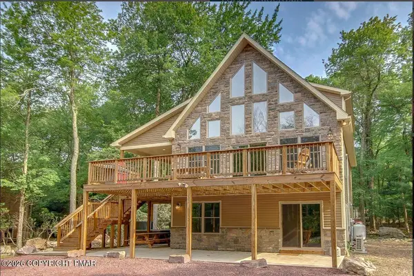 112 Pineknoll Drive, Lake Harmony, PA 18624
