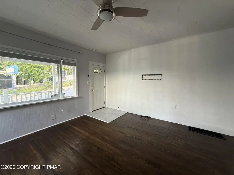 247 Lehigh Street, Wilkes Barre, PA 18702 - #2