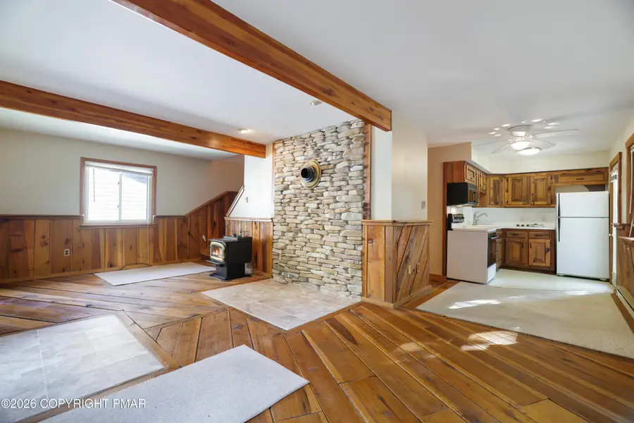 1333 Grand Mesa Drive, Effort, PA 18330 - #2